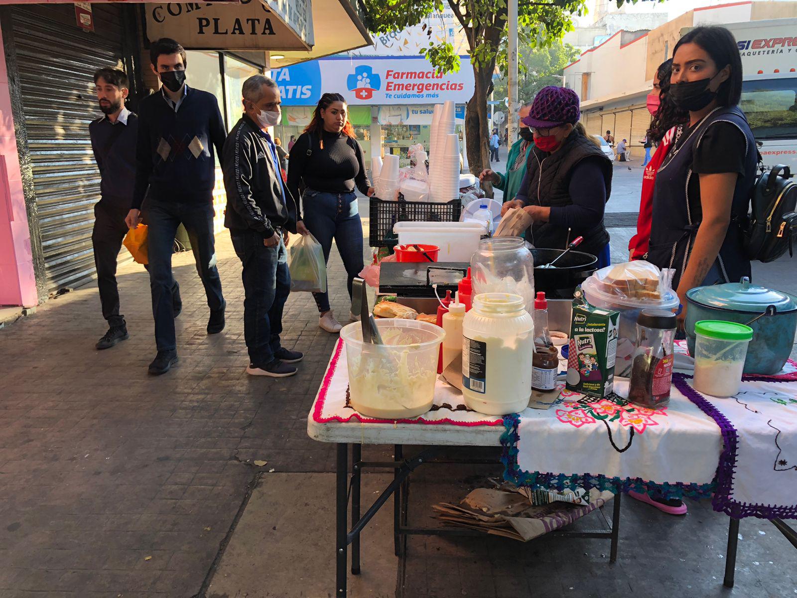 $!Vendedores ambulantes ganan más que un profesionista en Sinaloa, de acuerdo a STPS