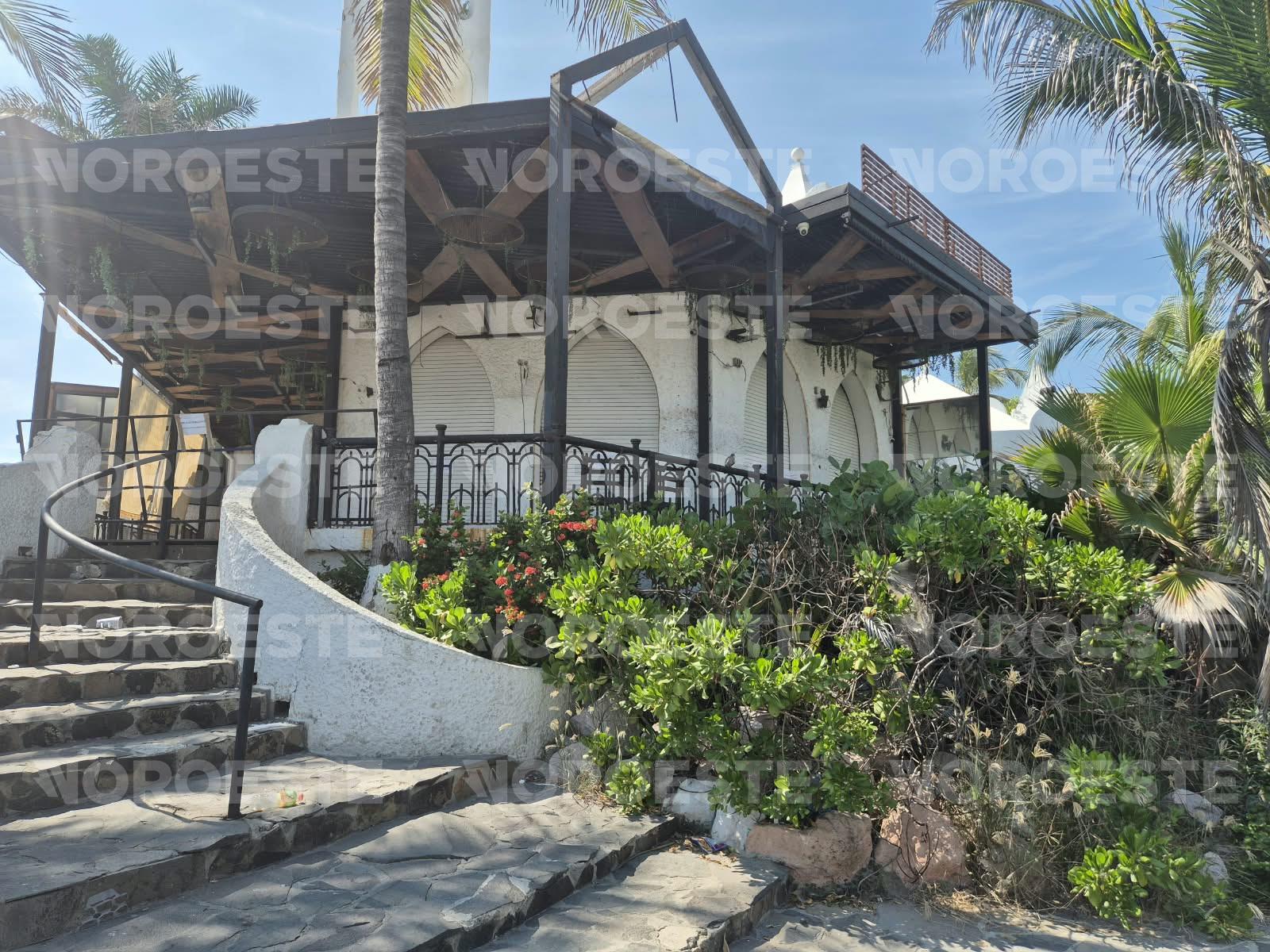 $!Asegura FGR Terraza Valentino’s en Mazatlán por caso de Carlos Emilio