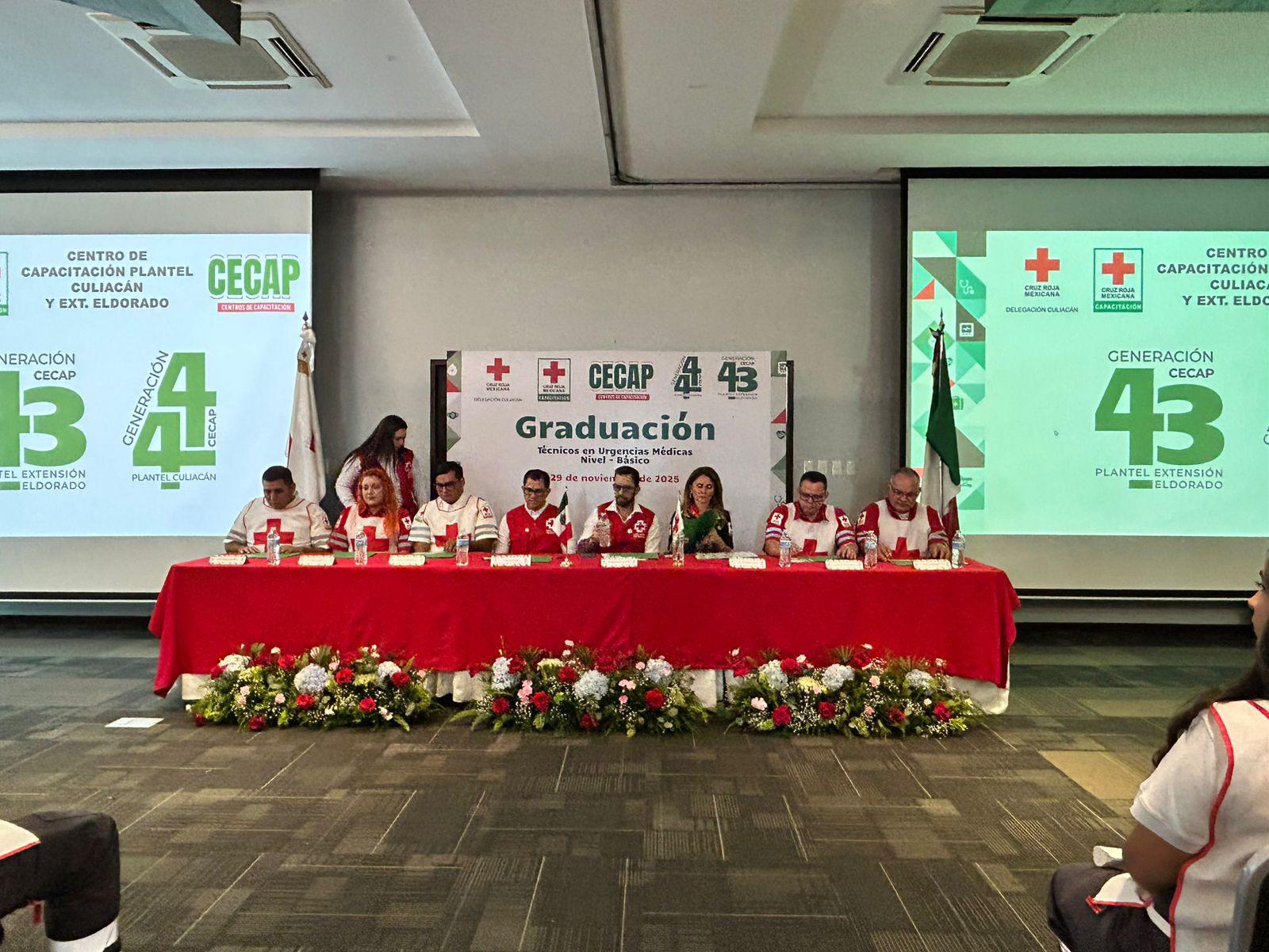 $!Egresan 62 nuevos Técnicos en Urgencias Médicas de la Cruz Roja Culiacán