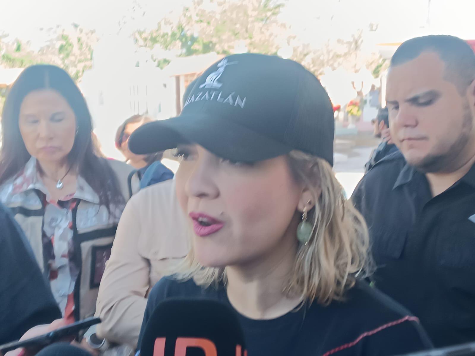 $!Alcaldesa supervisa operativo del Día de las Madres en panteones y anuncia nuevo proyecto en Mazatlán