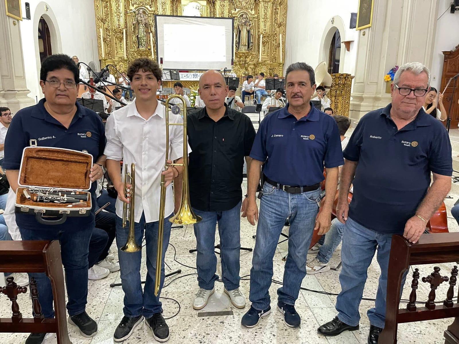 $!Jesús Carlos y su viaje de 12 años como alumno fundador de la Orquesta Sinfónica Infantil y Juvenil Raíces de Plata de El Rosario