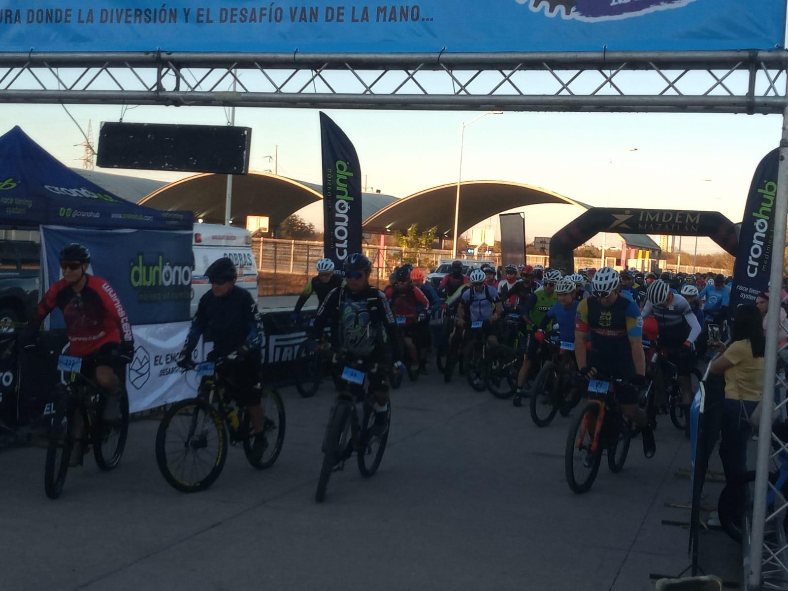 $!Gómez Llanos y Álvarez Tiznado dominan Tour del Mar MTB