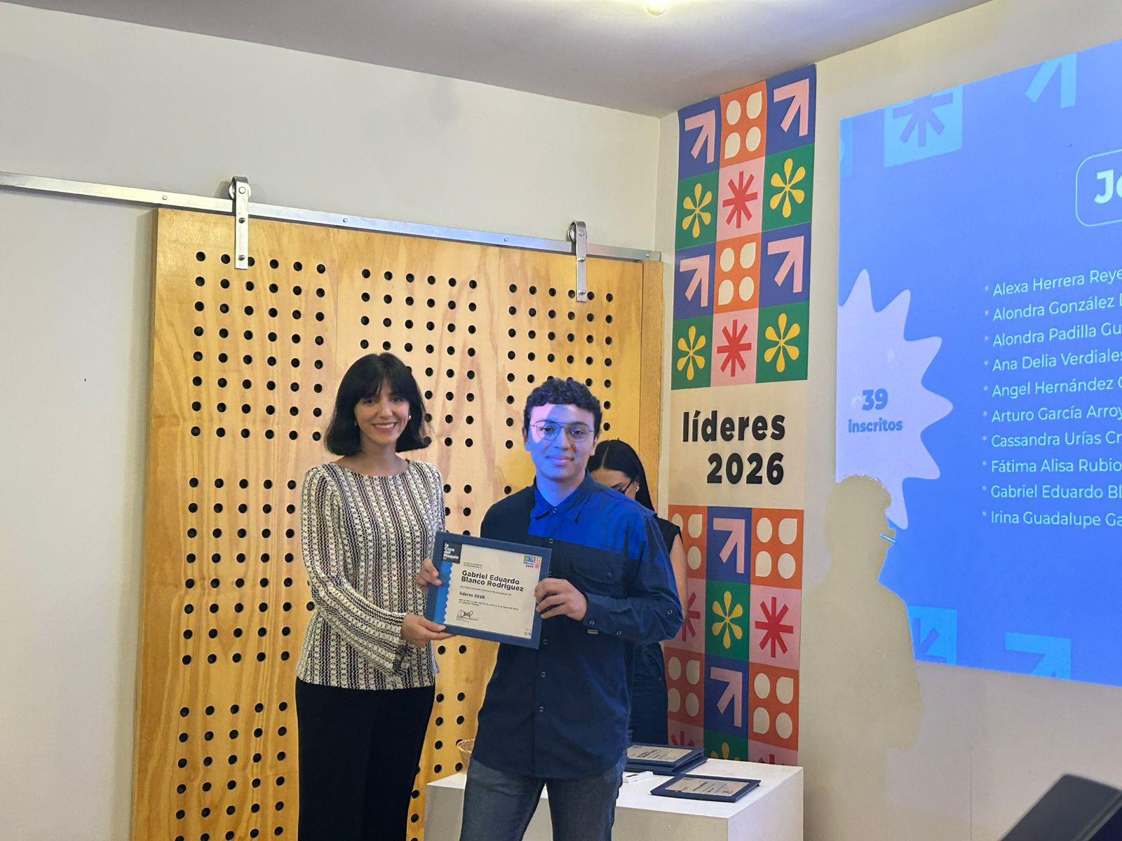 $!Concluyen jóvenes ciclo en programa ‘Líderes 2026’ en la Casa del Maquío