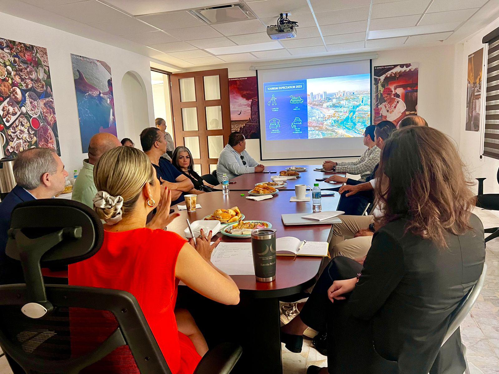 $!Tiene Mazatlán gran potencial de crecimiento aéreo internacional: Vinci Airports