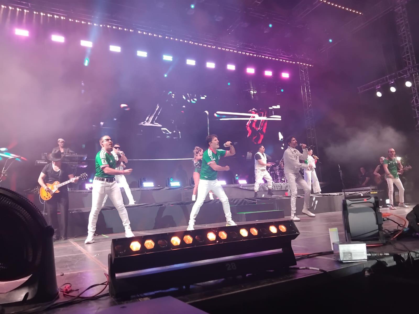 $!Al ritmo de los 90s Pop Tours celebran sinaloenses ser mexicano
