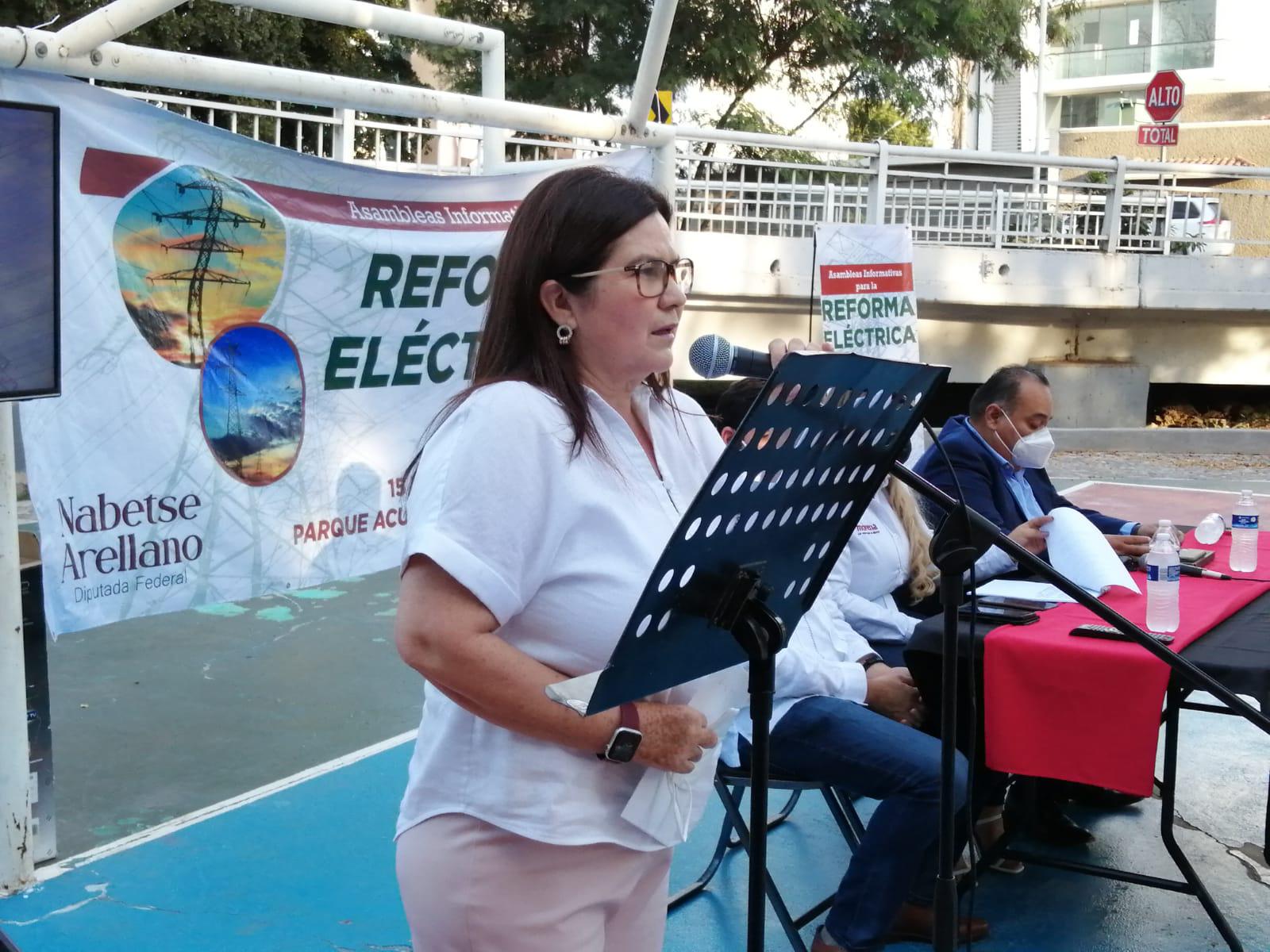 $!En Culiacán, legisladores de Morena defienden la Reforma Eléctrica