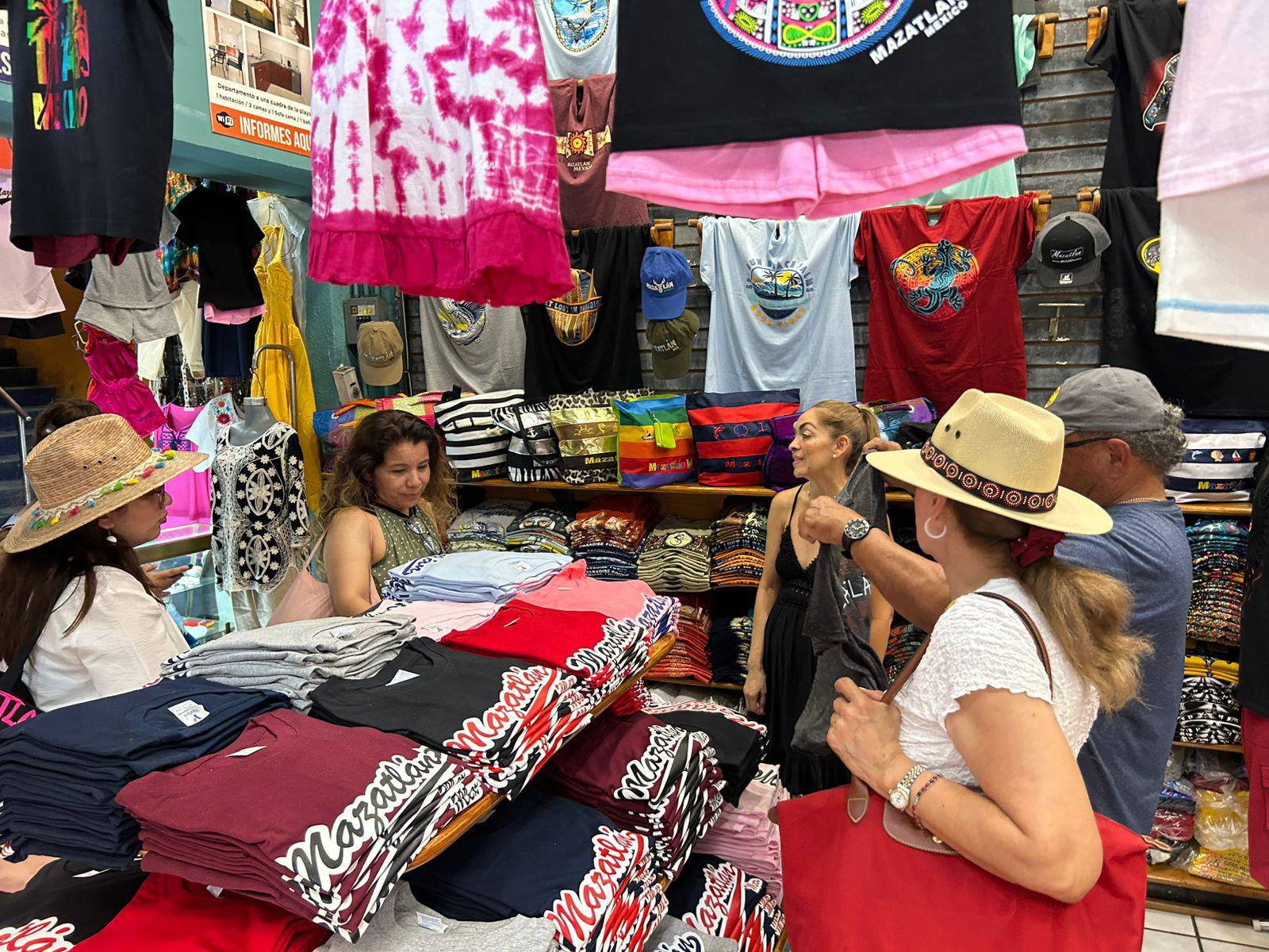 $!Locatarios del Mercado Pino Suárez aumentaron sus ventas durante la temporada vacacional