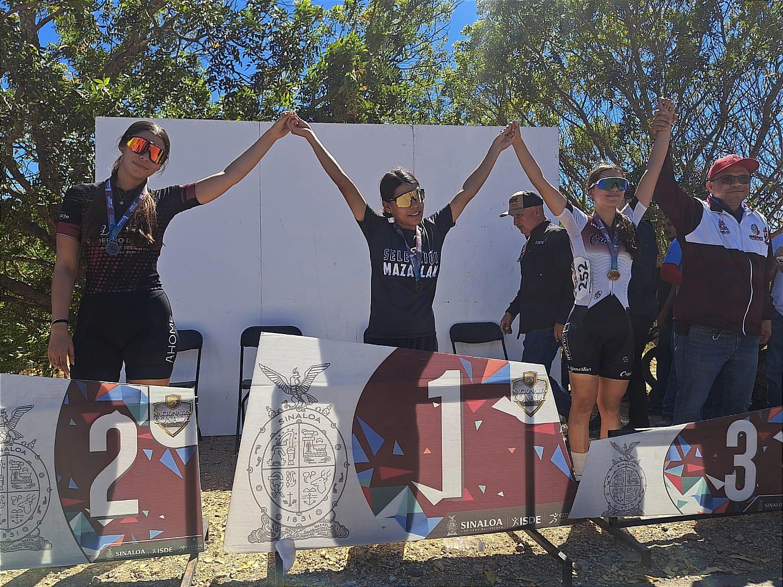 $!Cierre de lujo en el ciclismo: gana Mazatlán tercia de oros en Guasave