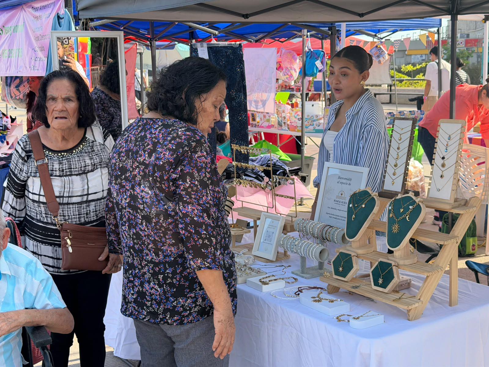 $!Más de 70 emprendedores participan en bazar ‘Sabe a Mazatlán’