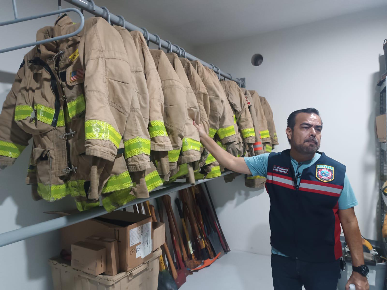 $!Recibe Bomberos Mazatlán nuevo equipo para combatir emergencias de materiales peligrosos