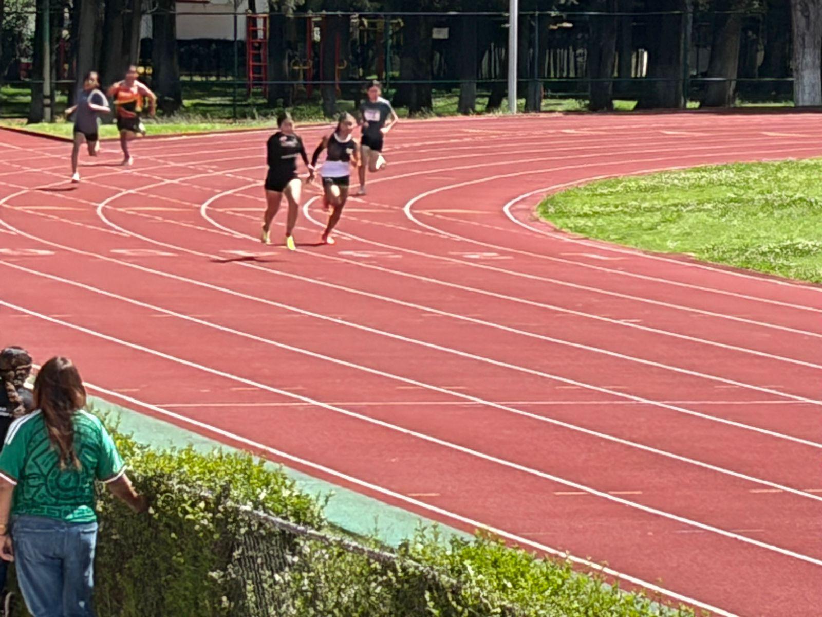 $!Cierran mazatlecos a tope el Nacional de Sordos