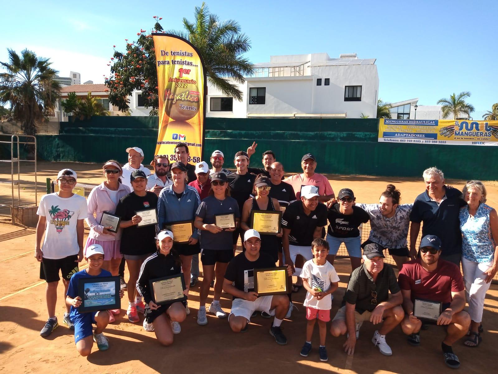 $!Luis Patiño hace valer la casa en el Nancy Grimes de Semana Santa