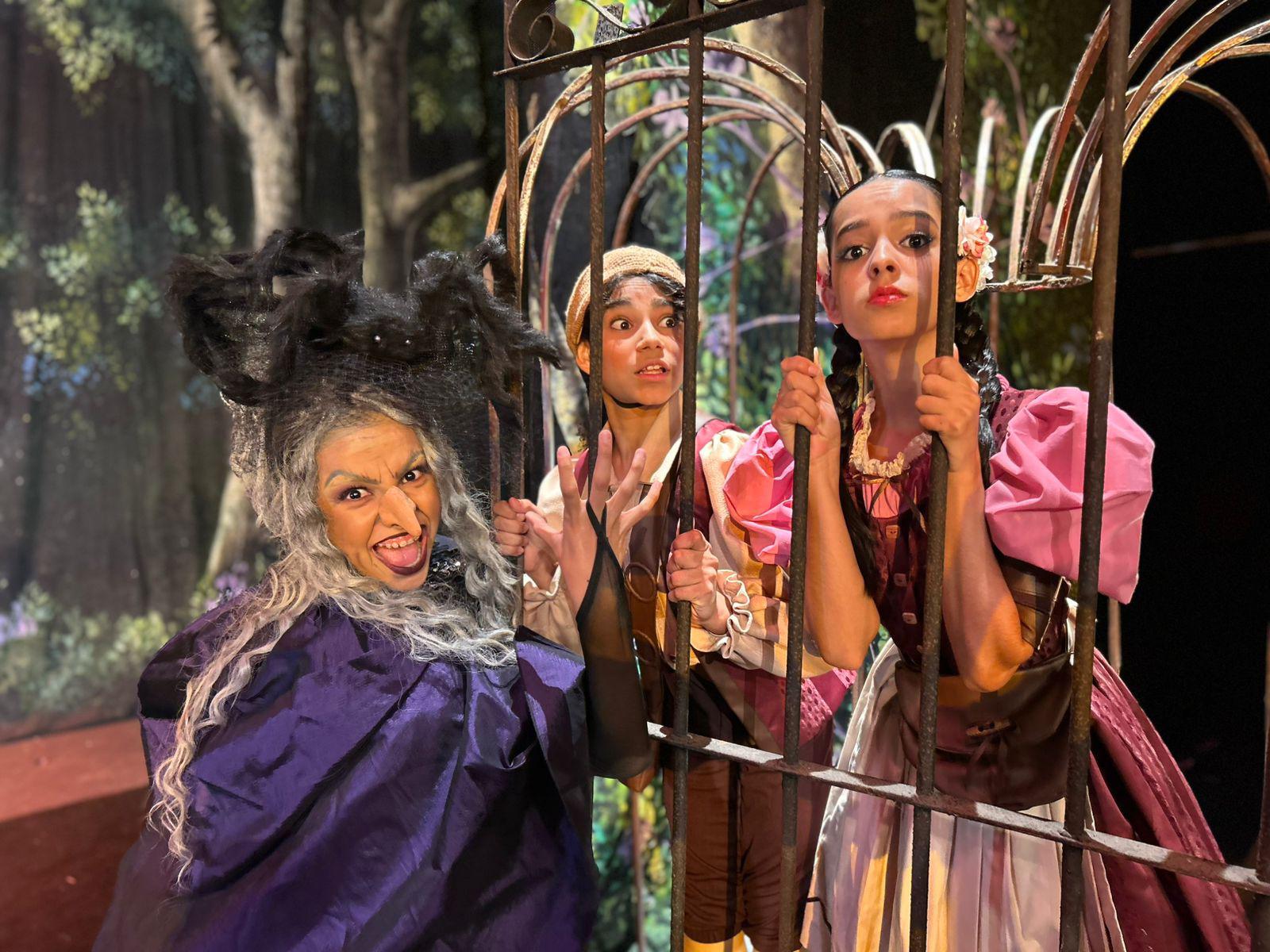 $!Este montaje es para grandes y chicos.