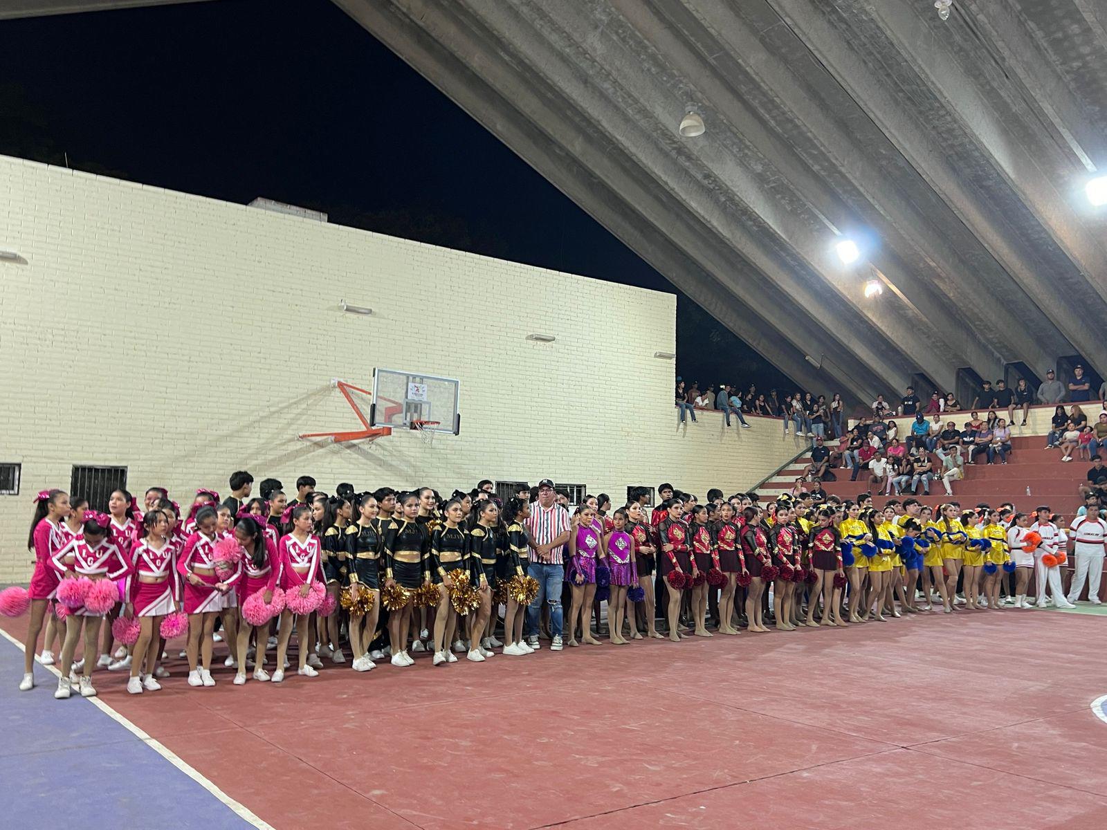 $!Prepa UAS y Secundaria Maestro Julio Hernández, ganadoras del concurso de porristas en Rosario