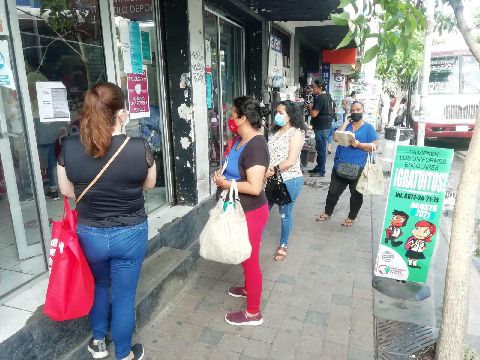 $!Inicia canje de uniformes y útiles escolares para las letras de la D a la K, en Culiacán