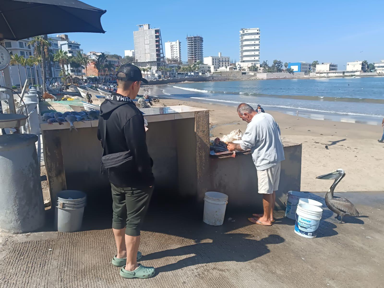 $!Reportan pescadores y ‘changueras’ pocas ventas pese a ser temporada de Cuaresma