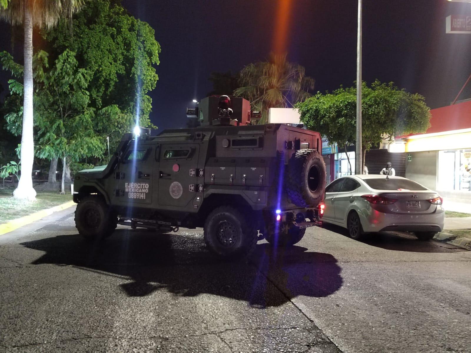 $!Ejecutan fuerte operativo en Los Mochis por traslado de detenidos en enfrentamiento a balazos de La Brecha, Guasave