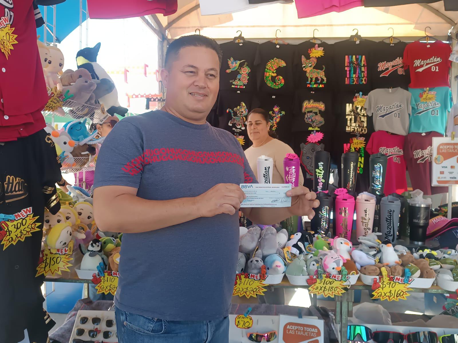 $!Tuvieron tianguistas de Avenida de los Deportes alza en ventas durante Carnaval, aunque no como en otros años