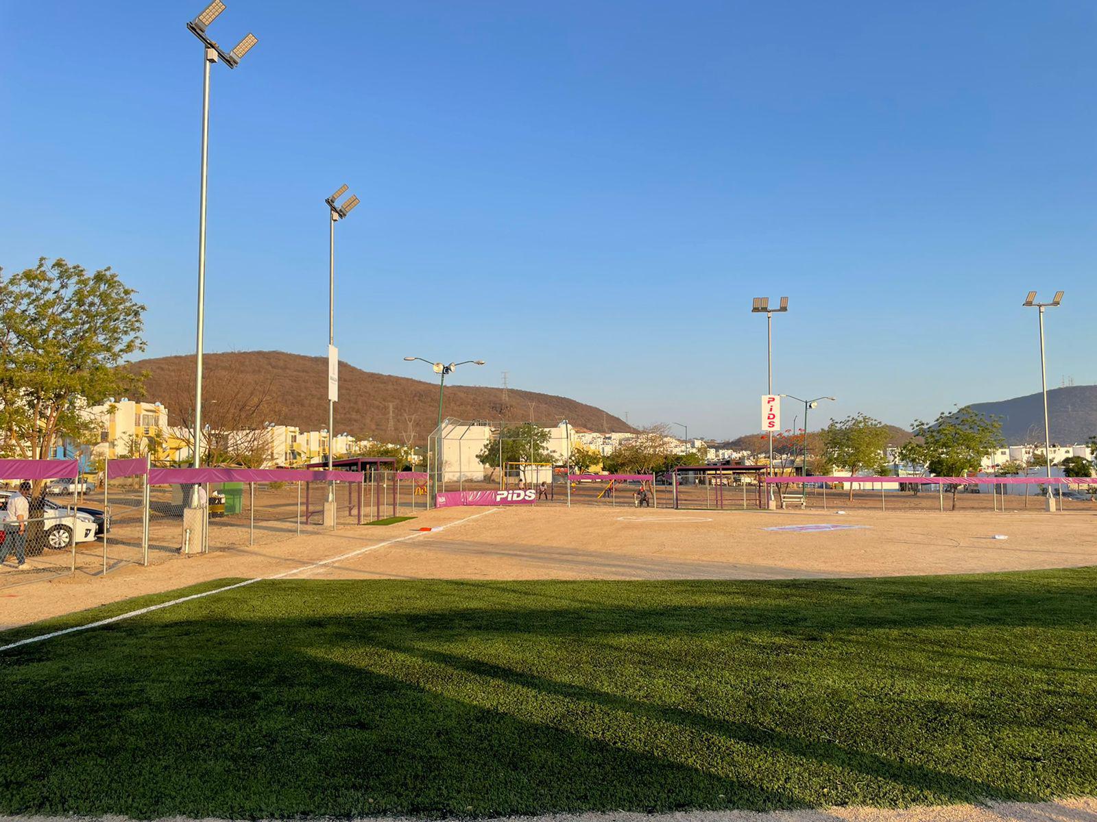 $!Alturas del Sur y su campo de los sueños: un espacio digno para que las mujeres hagan deporte en Culiacán