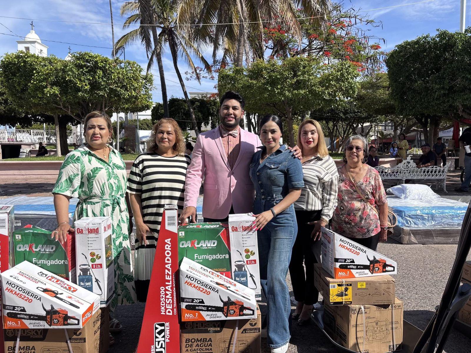 $!Entregan herramientas subsidiadas a 35 familias de Elota para fortalecer su economía