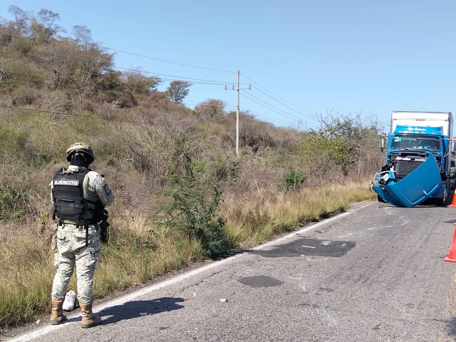 $!Muere motociclista tras choque en carretera entre Palmillas y El Trébol 1, en Escuinapa