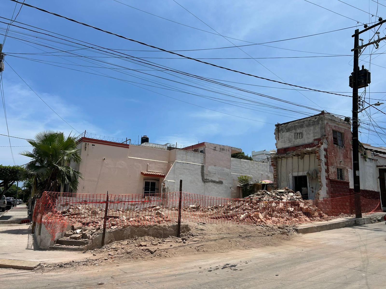 $!Critican demolición de finca antigua cerca del Centro Histórico de Mazatlán