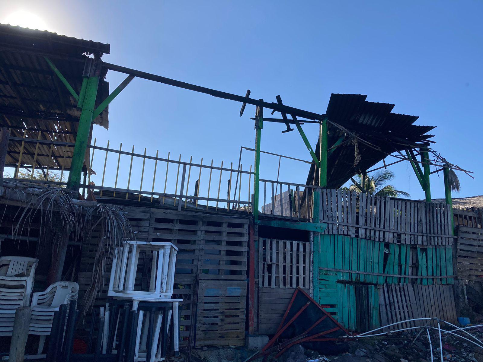 $!Esperan ayuda para levantar 3 restaurantes incendiados en Cerritos