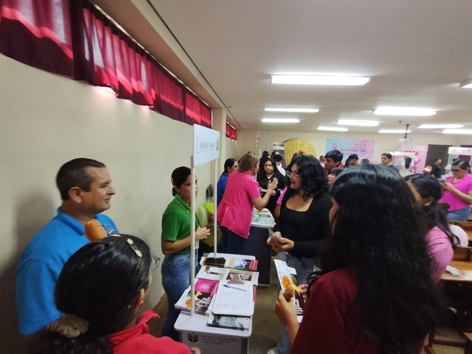 $!Culmina la Feria por la Salud Mental ‘Escucharte también es cuidarte’ en Escuinapa