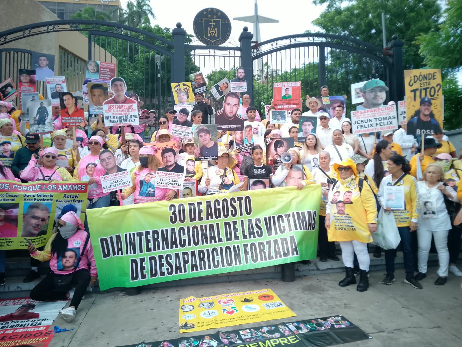 $!Brigada Estatal de Búsqueda marcha en Culiacán por sus desaparecidos