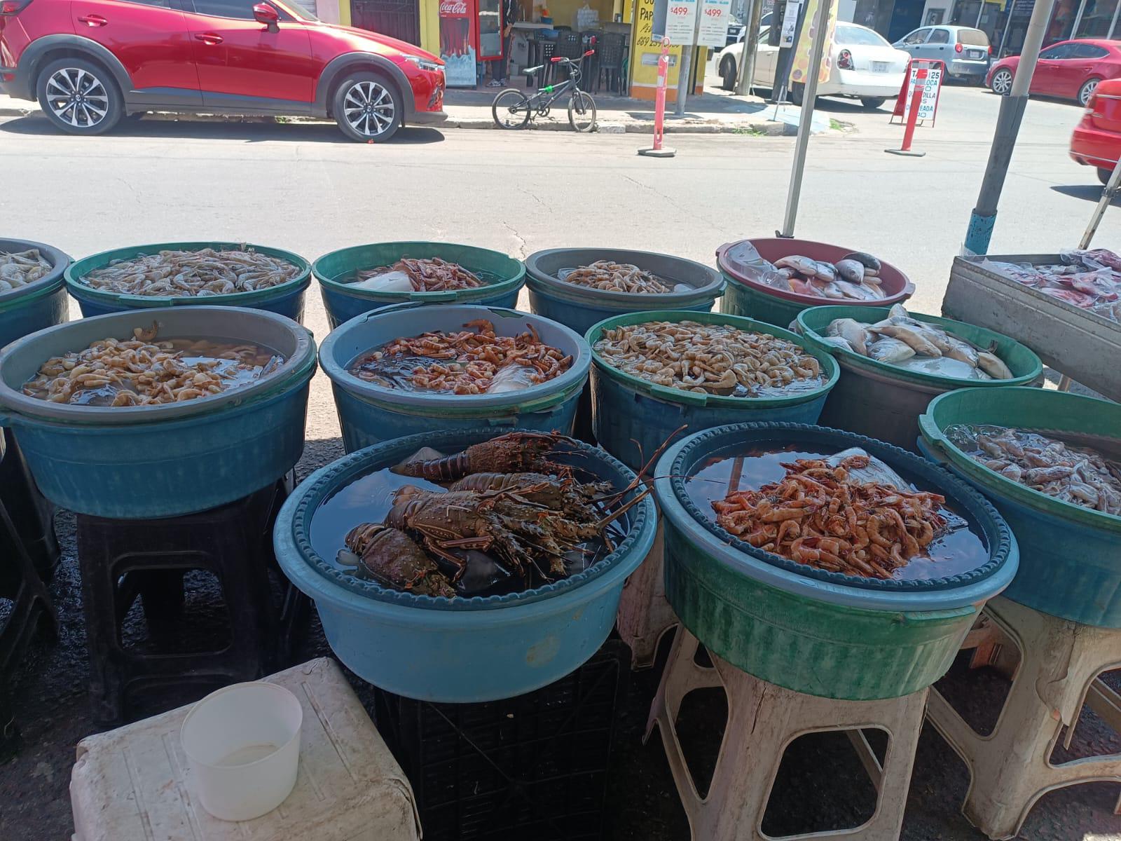 $!Mejora la venta de camarón con las ‘changueras’, pero sin compararse al año pasado, señalan comerciantes