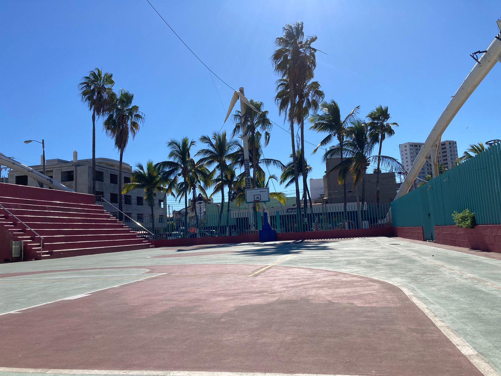 $!Entregarán en enero la cancha Martiniano Carvajal en Mazatlán