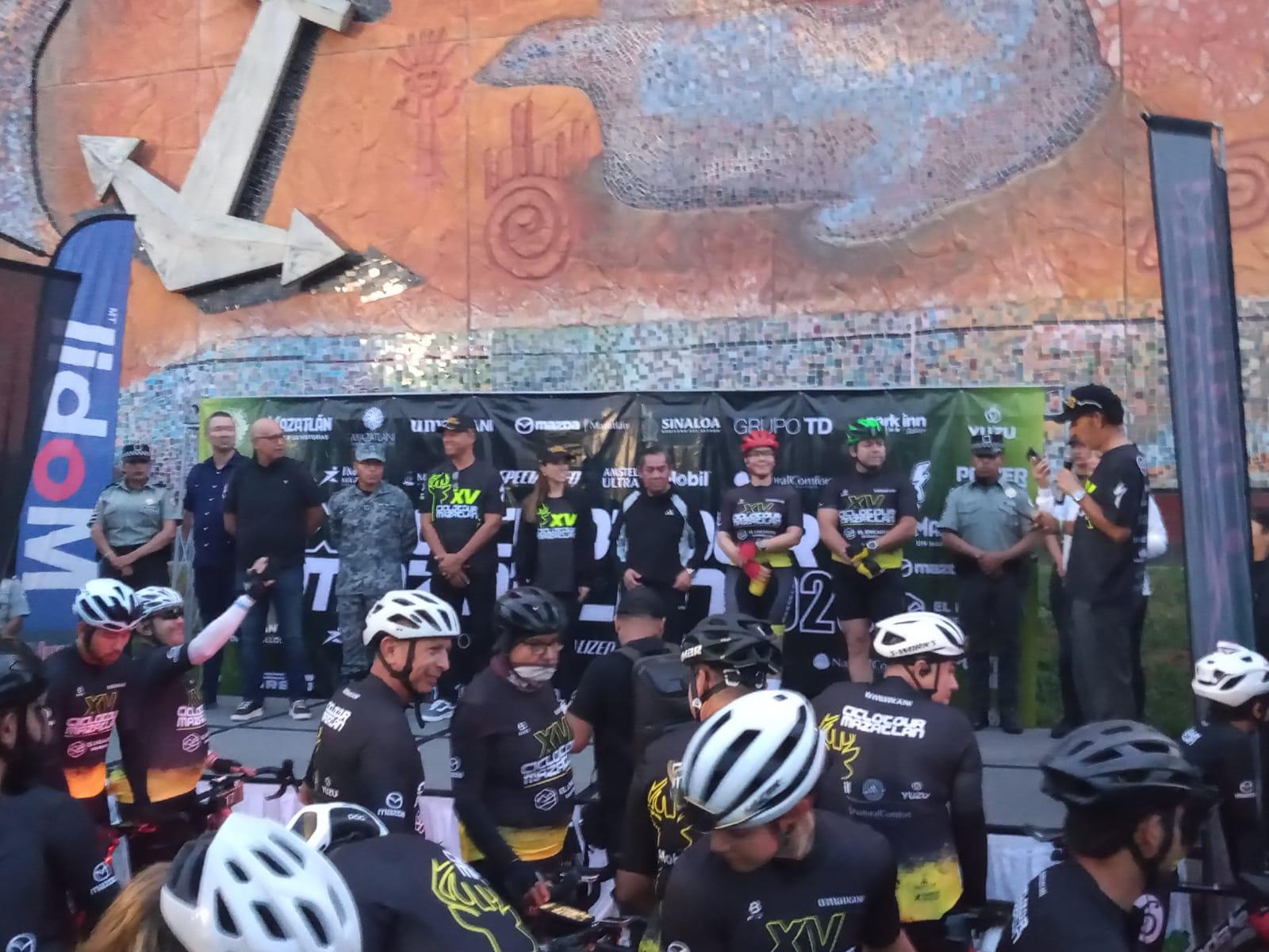 $!Ciclotour Mazatlán celebra 15 años con más de 1,500 ciclistas