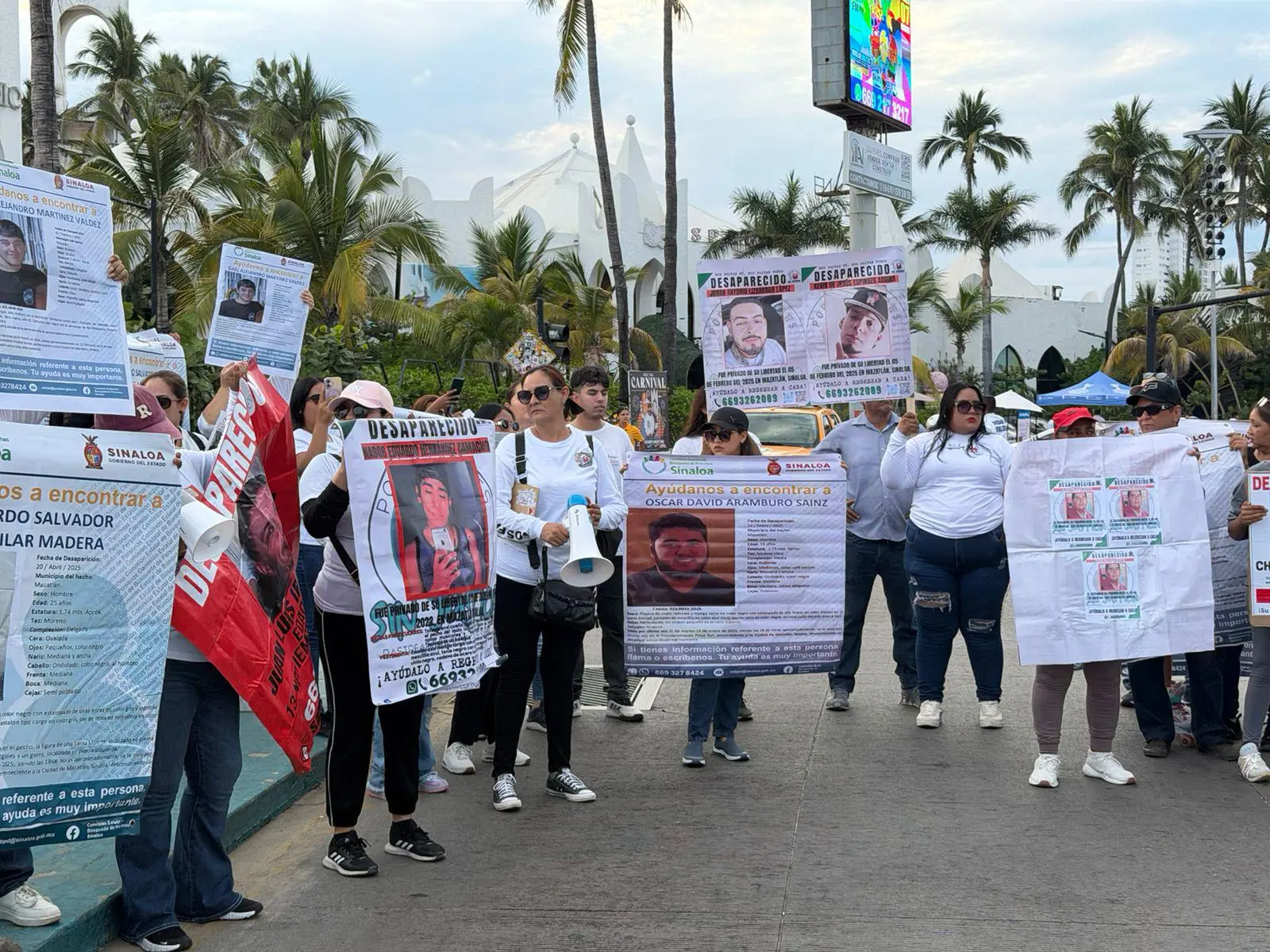 $!‘Es una burla para todos nosotros’, señalan familiares de desaparecidos en Mazatlán ante falta de respuestas