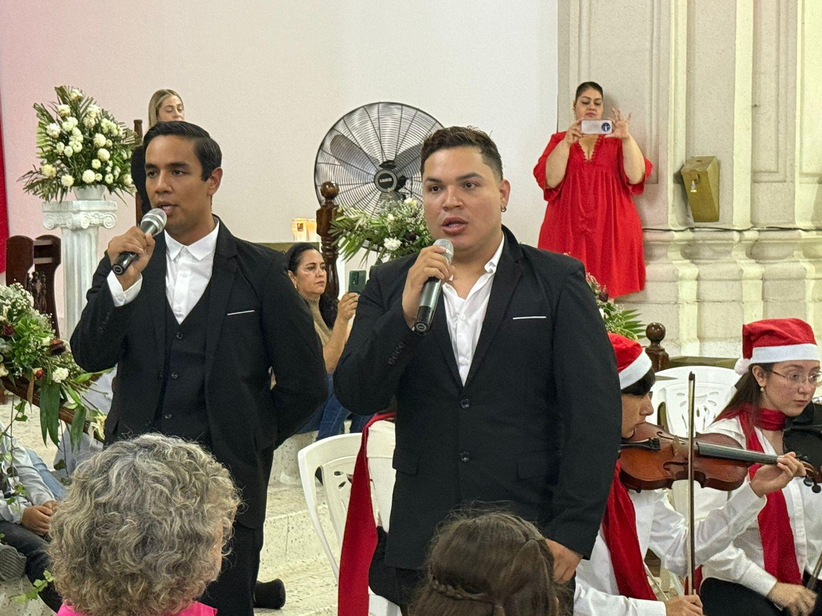 $!Orquesta Sinfónica Raíces de Plata y Coro Lola Beltrán realizan tradicional concierto navideño en Rosario
