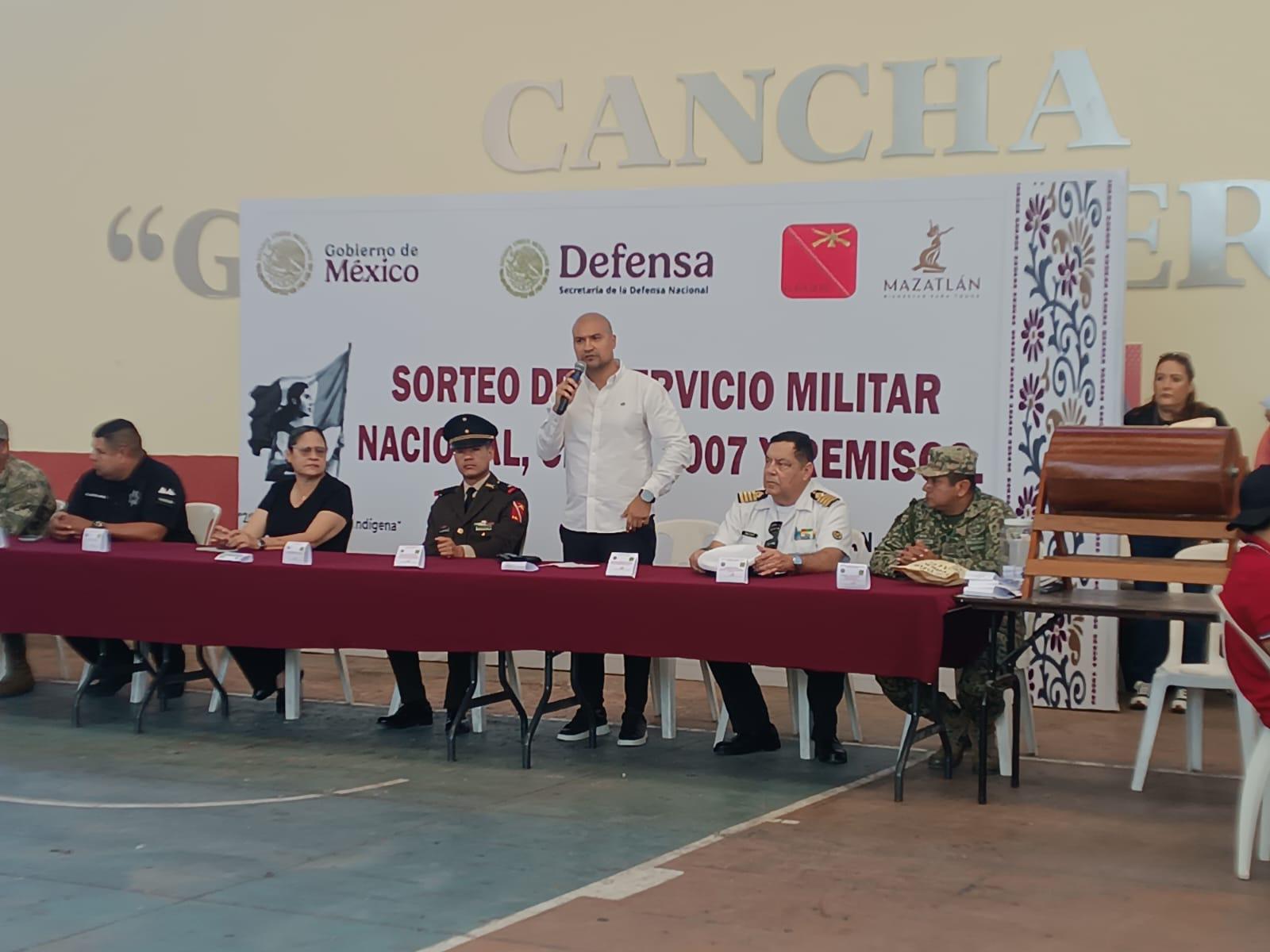$!Sorteo del Servicio Militar reúne a mil 444 jóvenes en Mazatlán