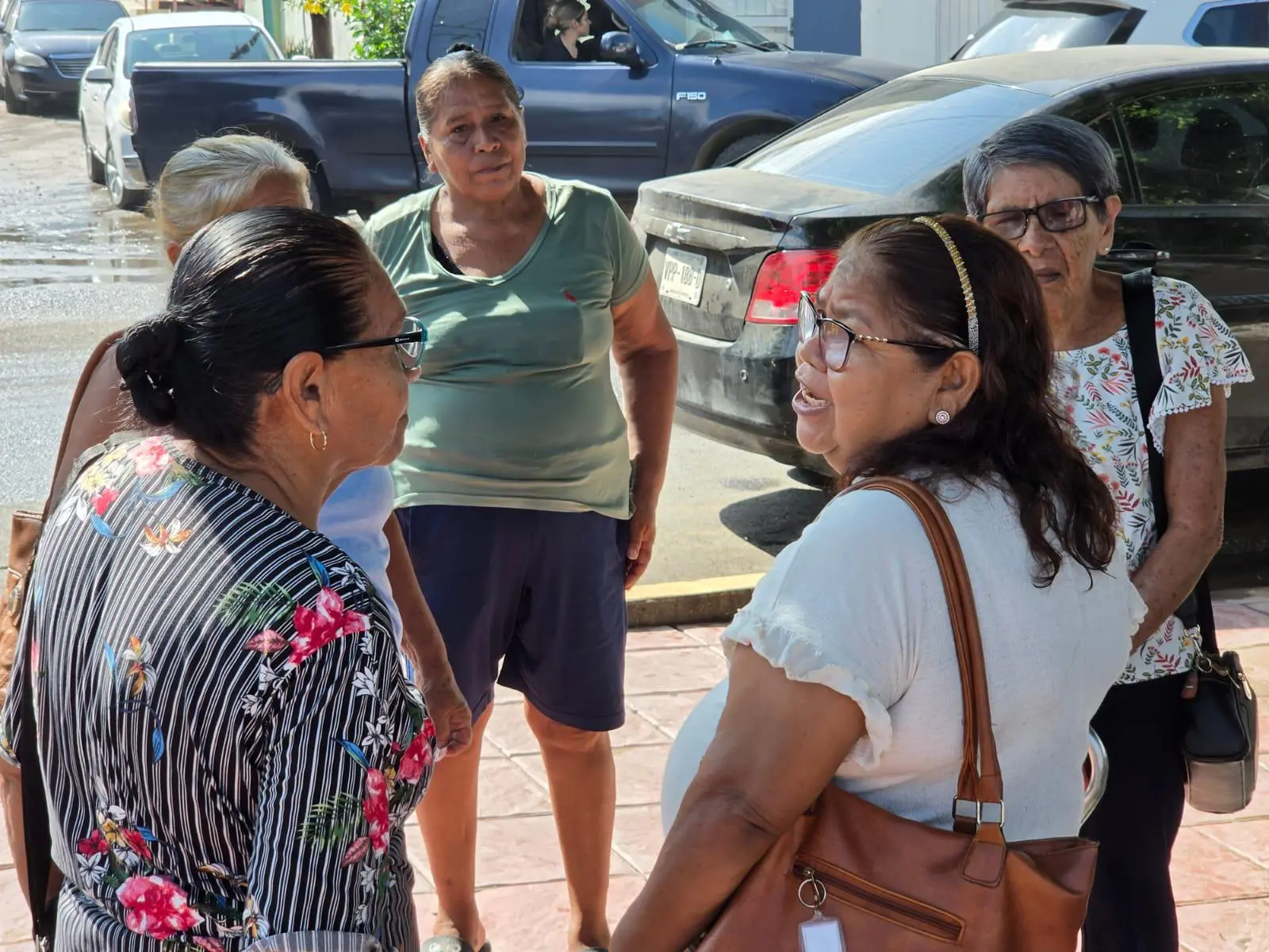 $!Posponen por lluvias entrega de apoyos del Programa Peso a Peso, en Mazatlán