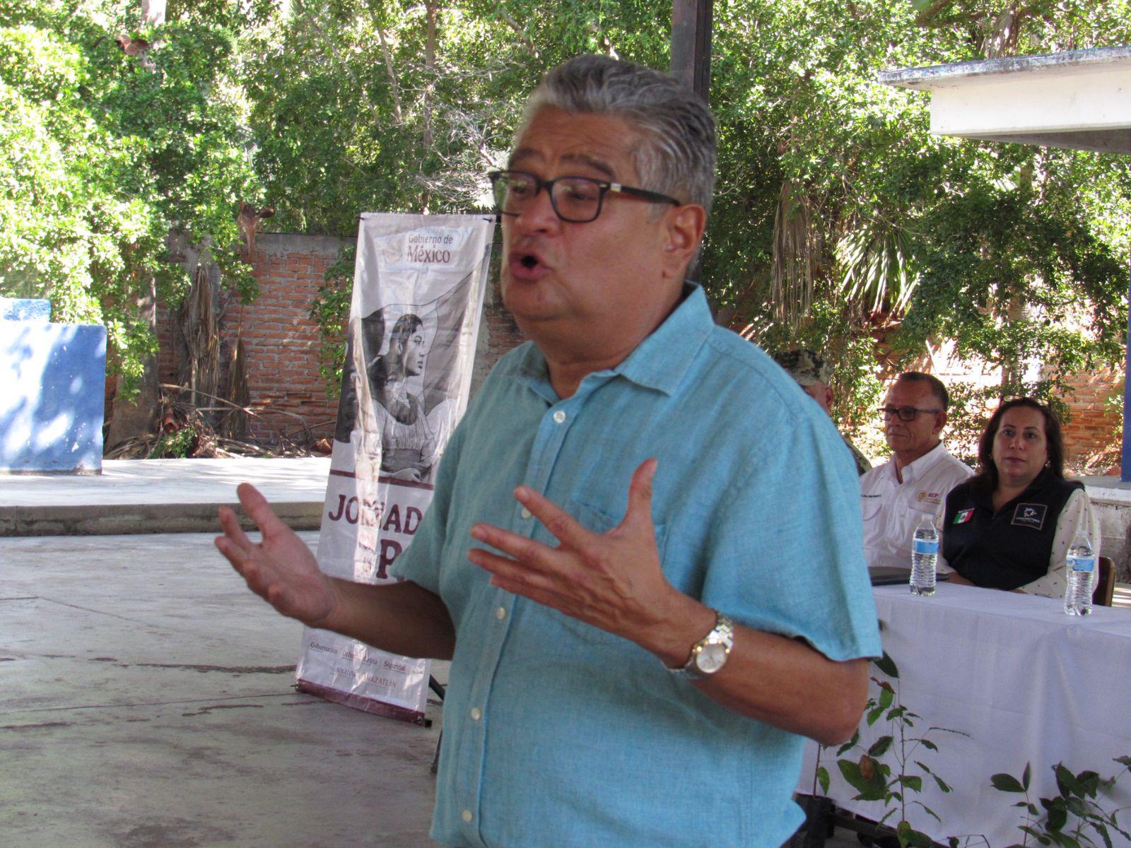 $!Se suma Secundaria Solidaridad a jornada de Arborización y Limpieza Escolar