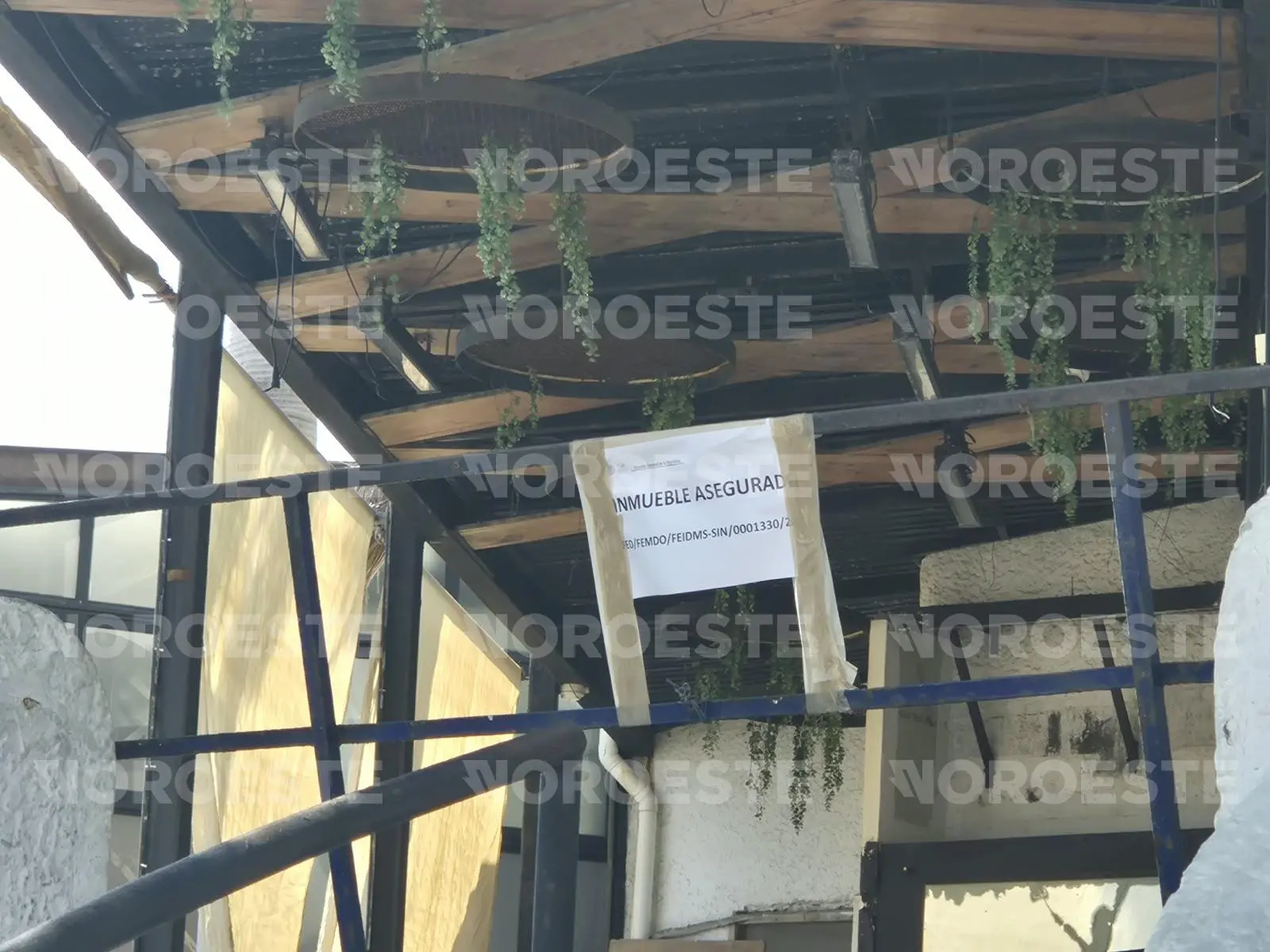 $!Asegura FGR Terraza Valentino’s en Mazatlán por caso de Carlos Emilio