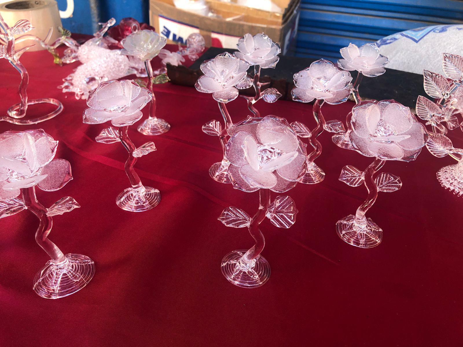 $!Miguel Ángel y Sergio llevan a las calles de Culiacán el arte del vidrio soplado