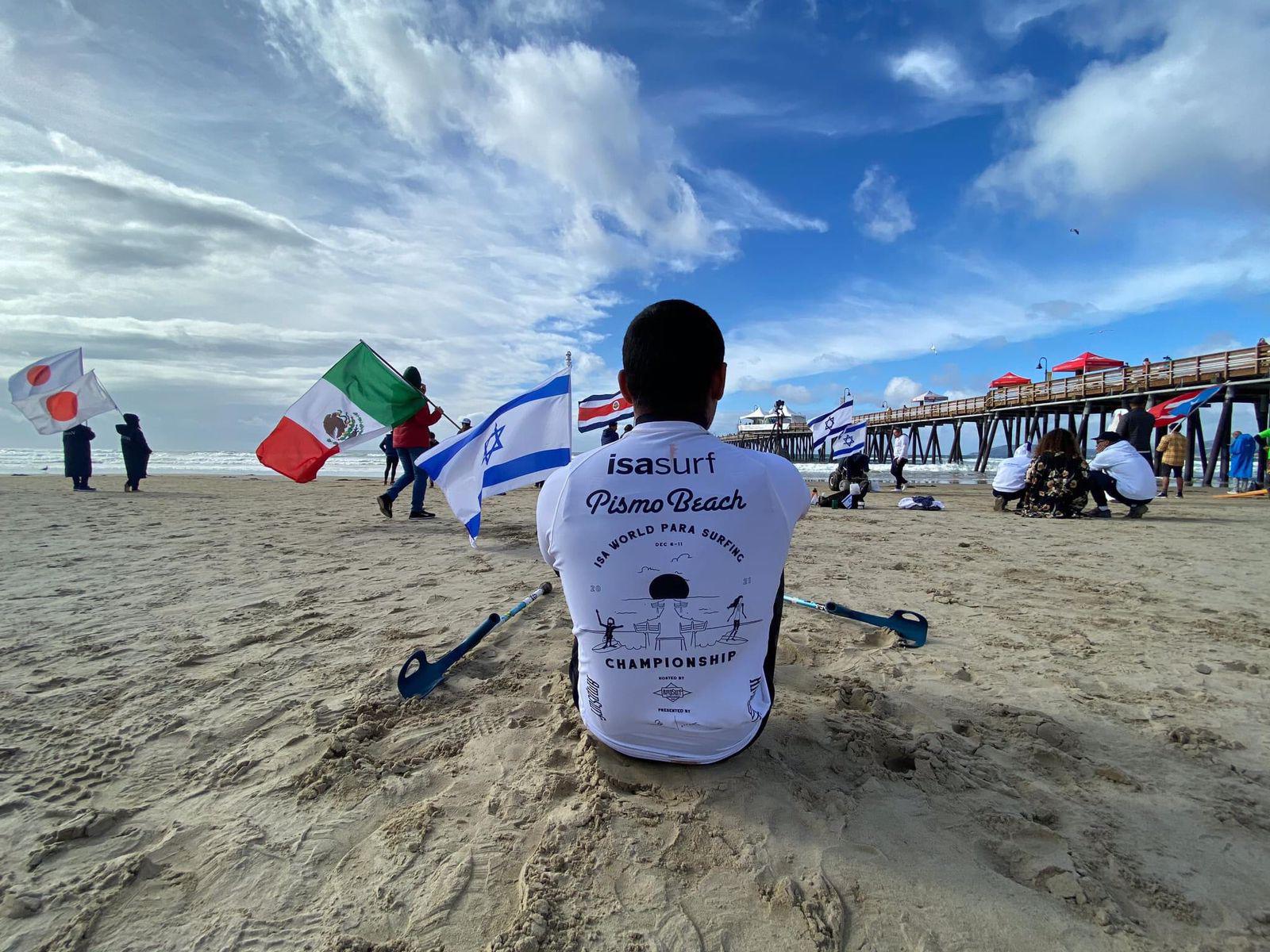 $!Mazatleco Martín Díaz, entre los mejores del Mundial de Para Surfing