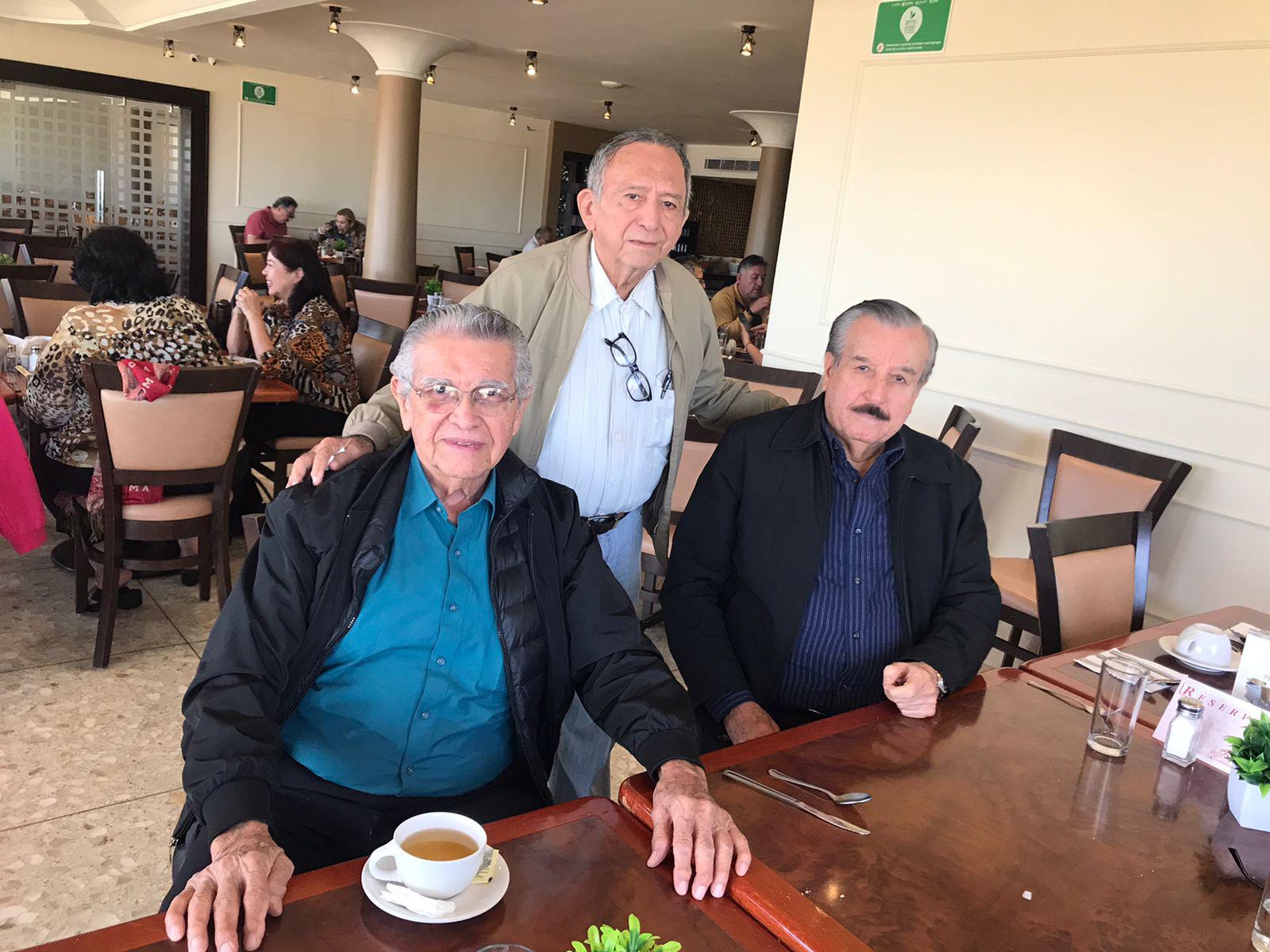 $!Eduardo Niebla, Guadalupe Ramos y Antonio Núñez.