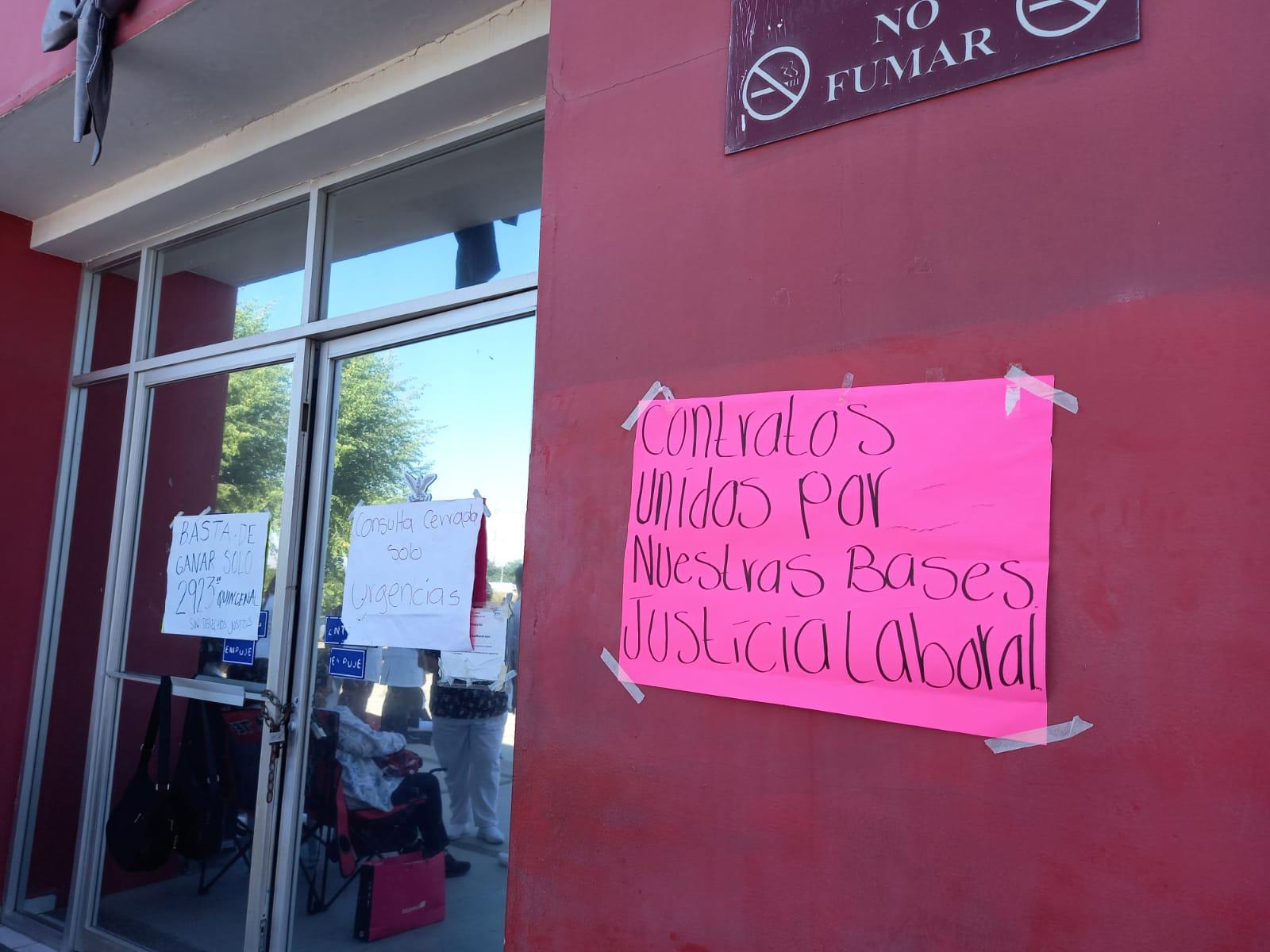 $!Paran labores en el Hospital de la Mujer en Culiacán; trabajadores de contrato exigen basificación