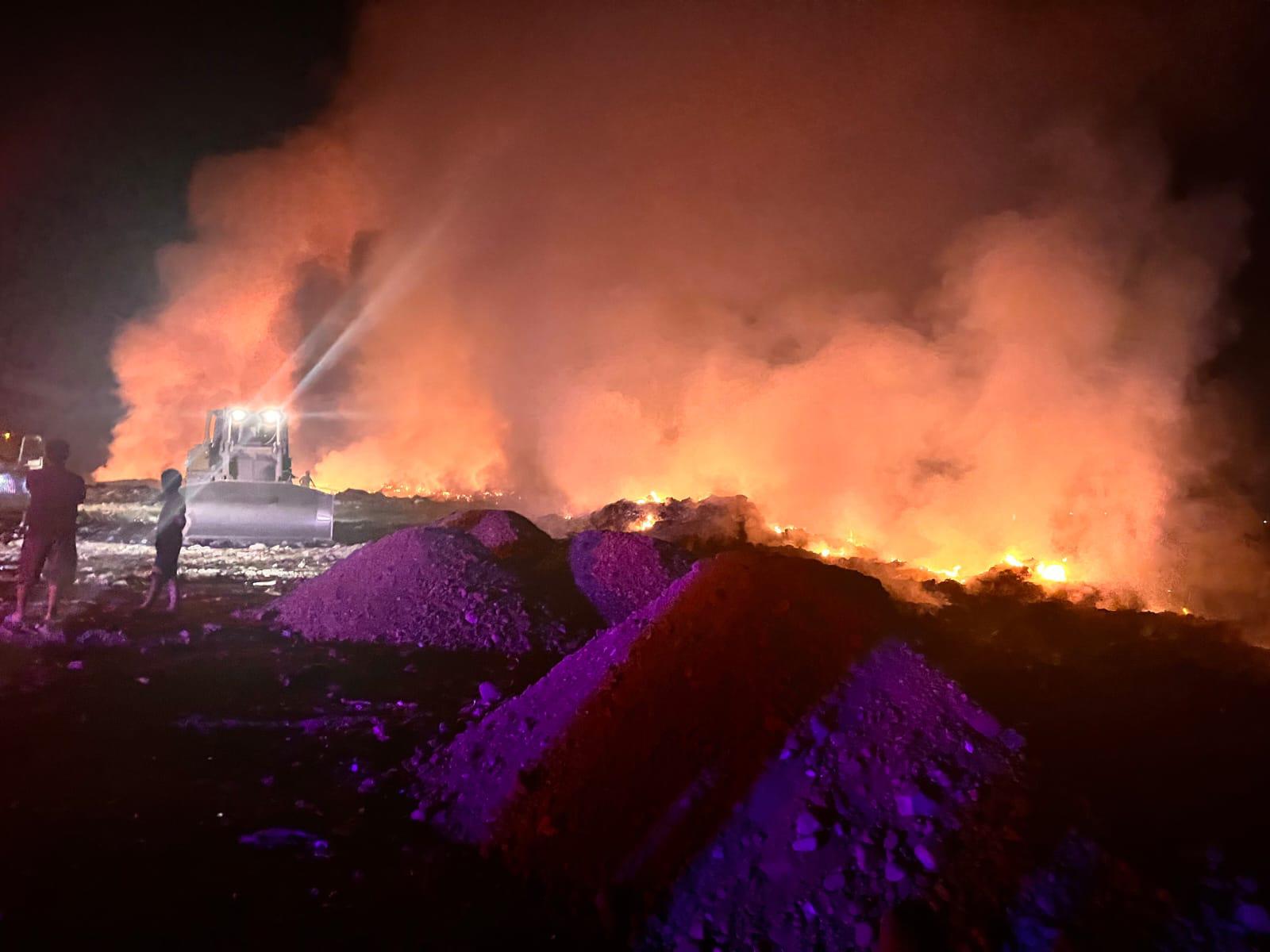 $!Controlan incendio en el basurón de Culiacán... después de 24 horas