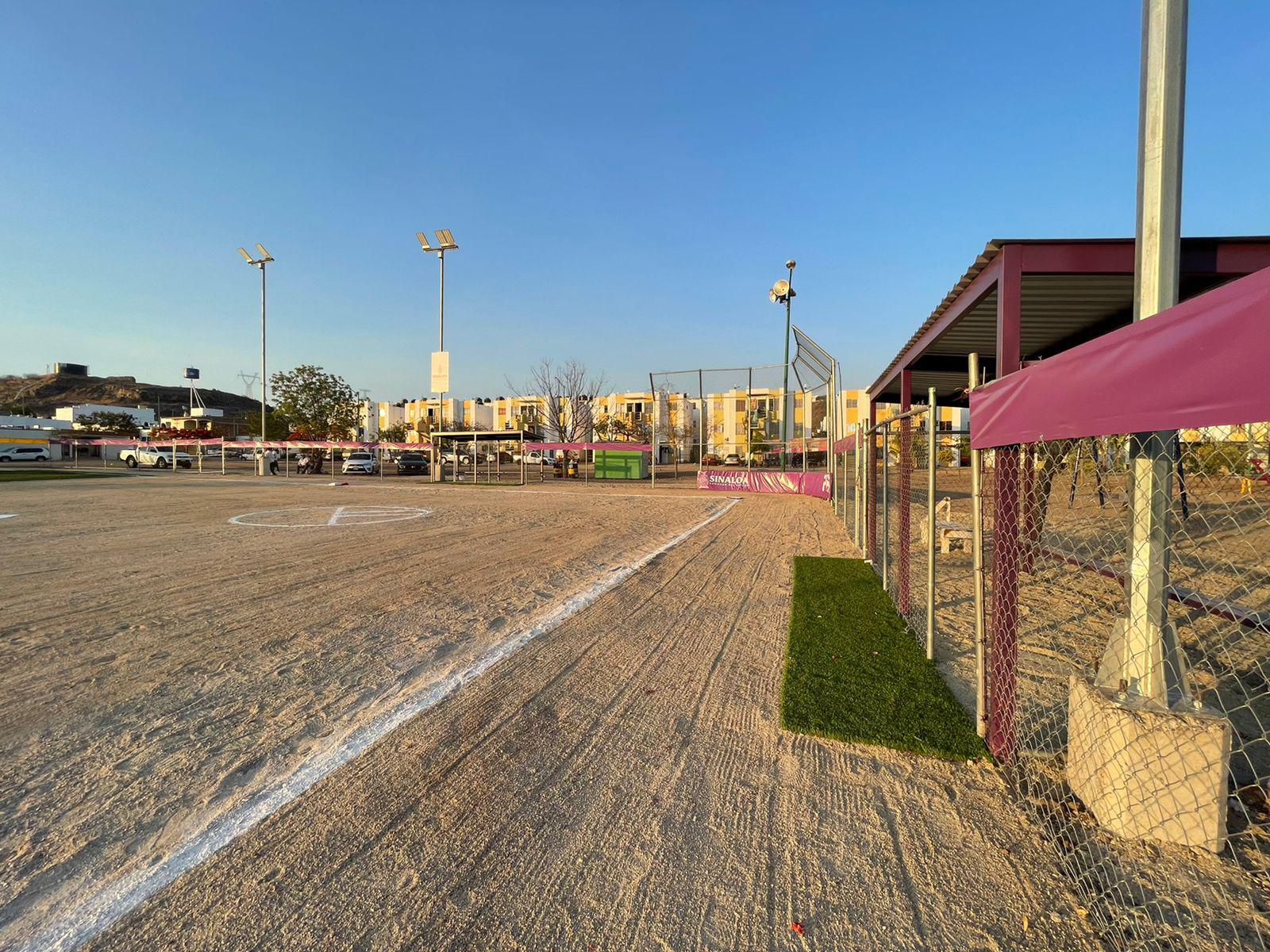 $!Alturas del Sur y su campo de los sueños: un espacio digno para que las mujeres hagan deporte en Culiacán