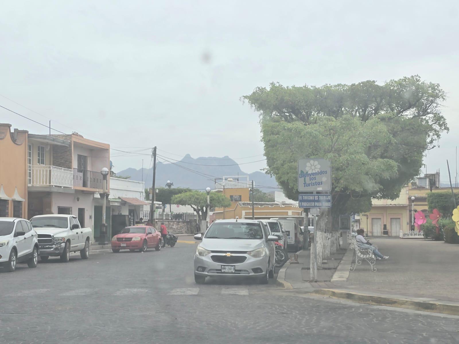 $!Tormenta Alvin deja nublado y menos calor en Rosario