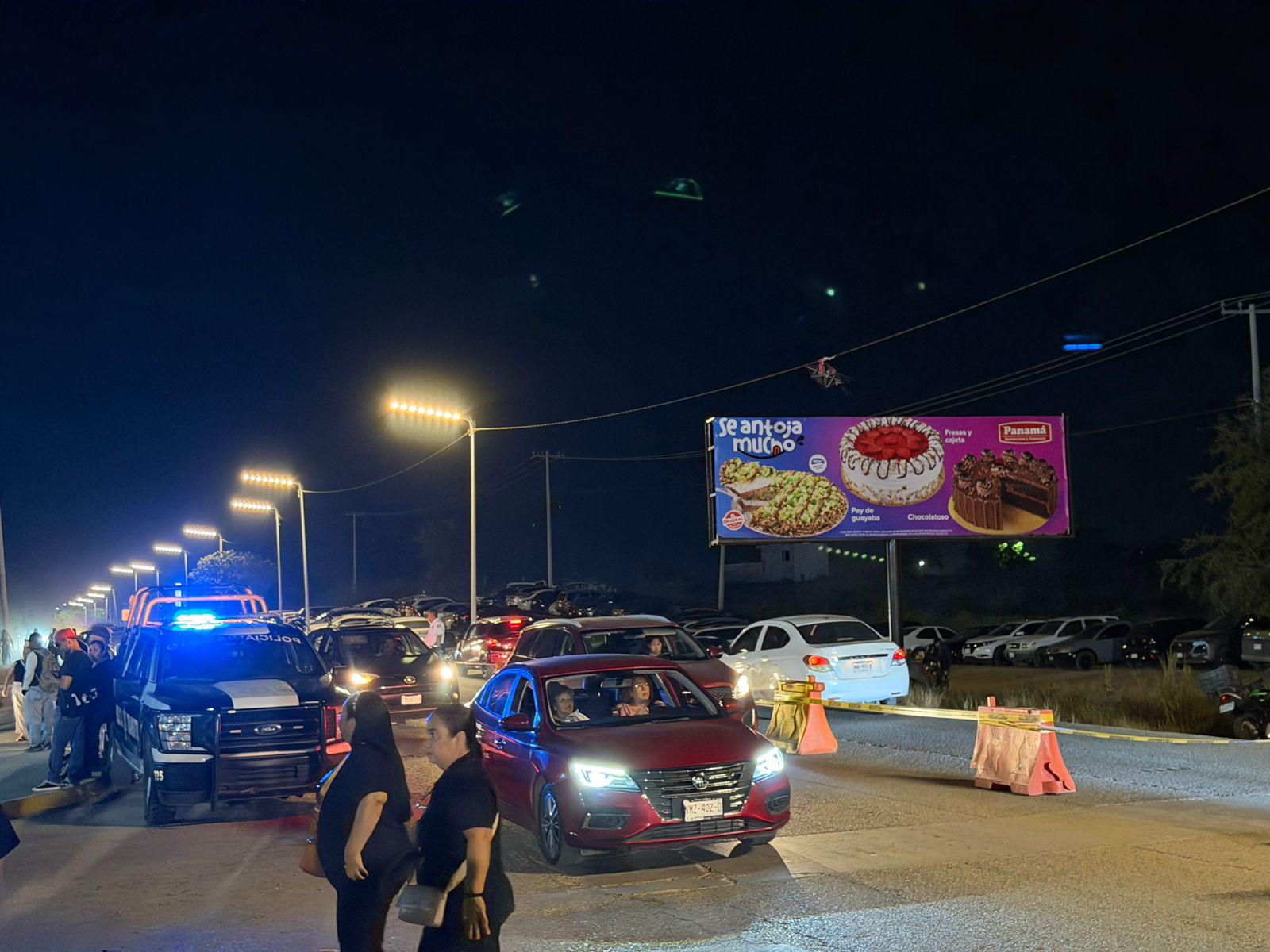 $!Fans abarrotan El Encanto para ver a Chayanne en Mazatlán