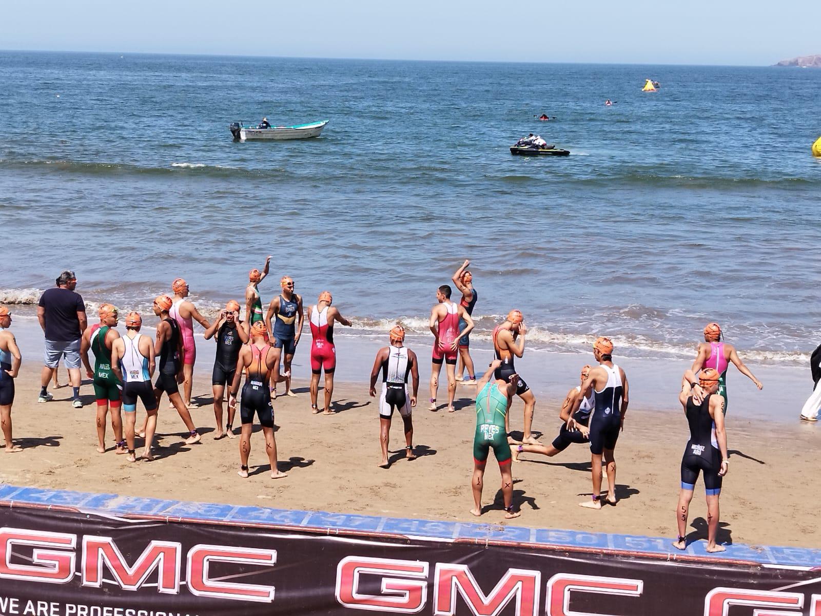 $!Atletas viven una fiesta deportiva en el Triatlón Internacional Astri 2024 Redpetroil