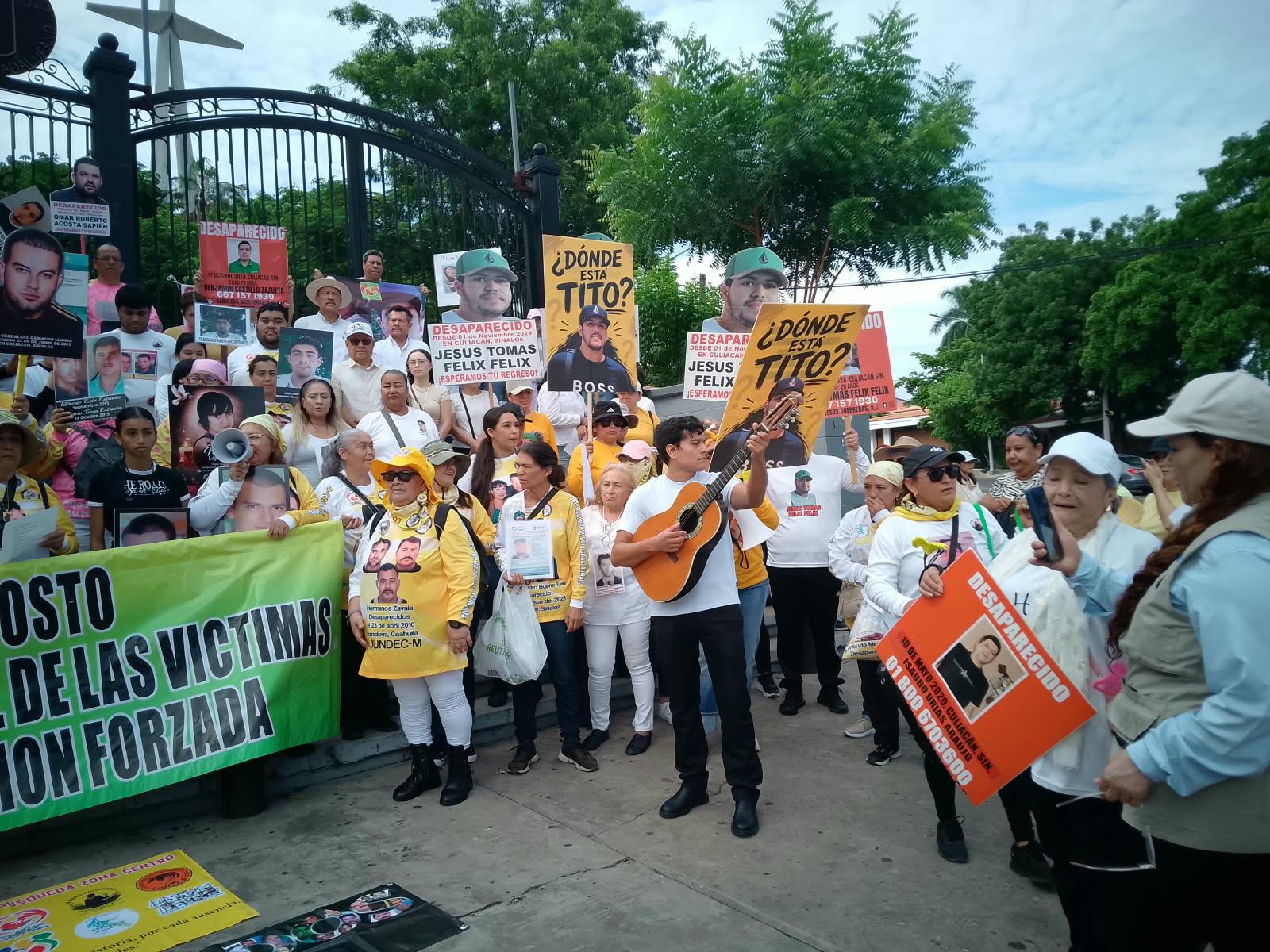 $!Brigada Estatal de Búsqueda marcha en Culiacán por sus desaparecidos