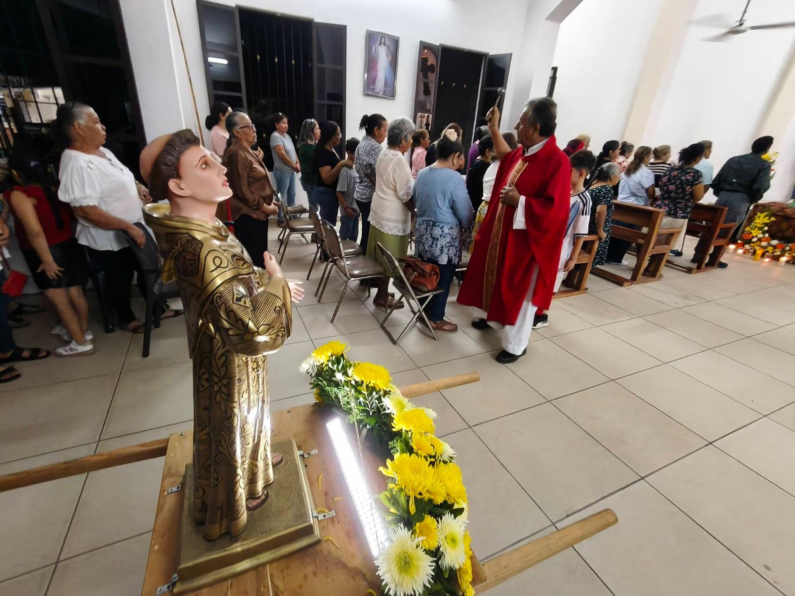 $!Fe, música y tradición: Rosario honra a San Felipe de Jesús