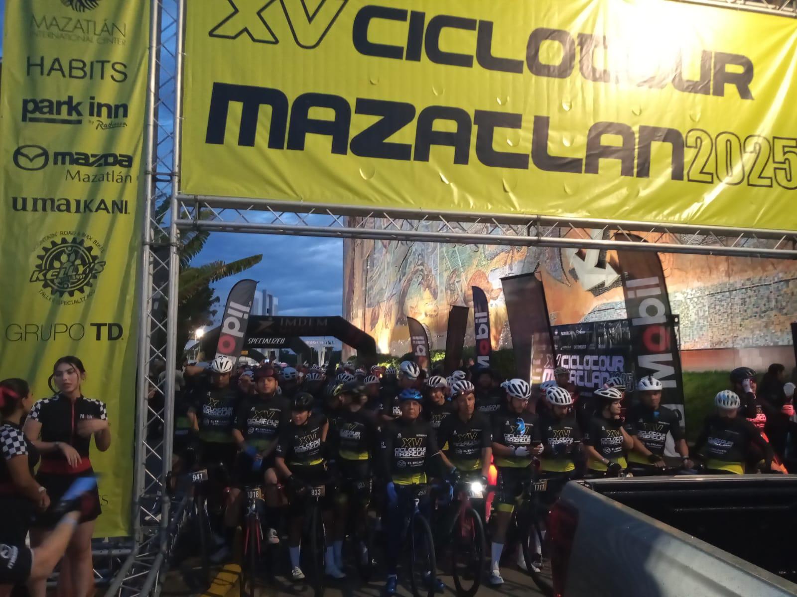 $!Ciclotour Mazatlán celebra 15 años con más de 1,500 ciclistas